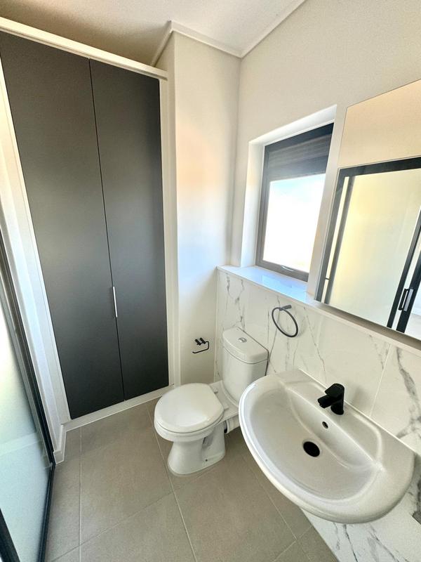 2 Bedroom Property for Sale in The Huntsman Western Cape